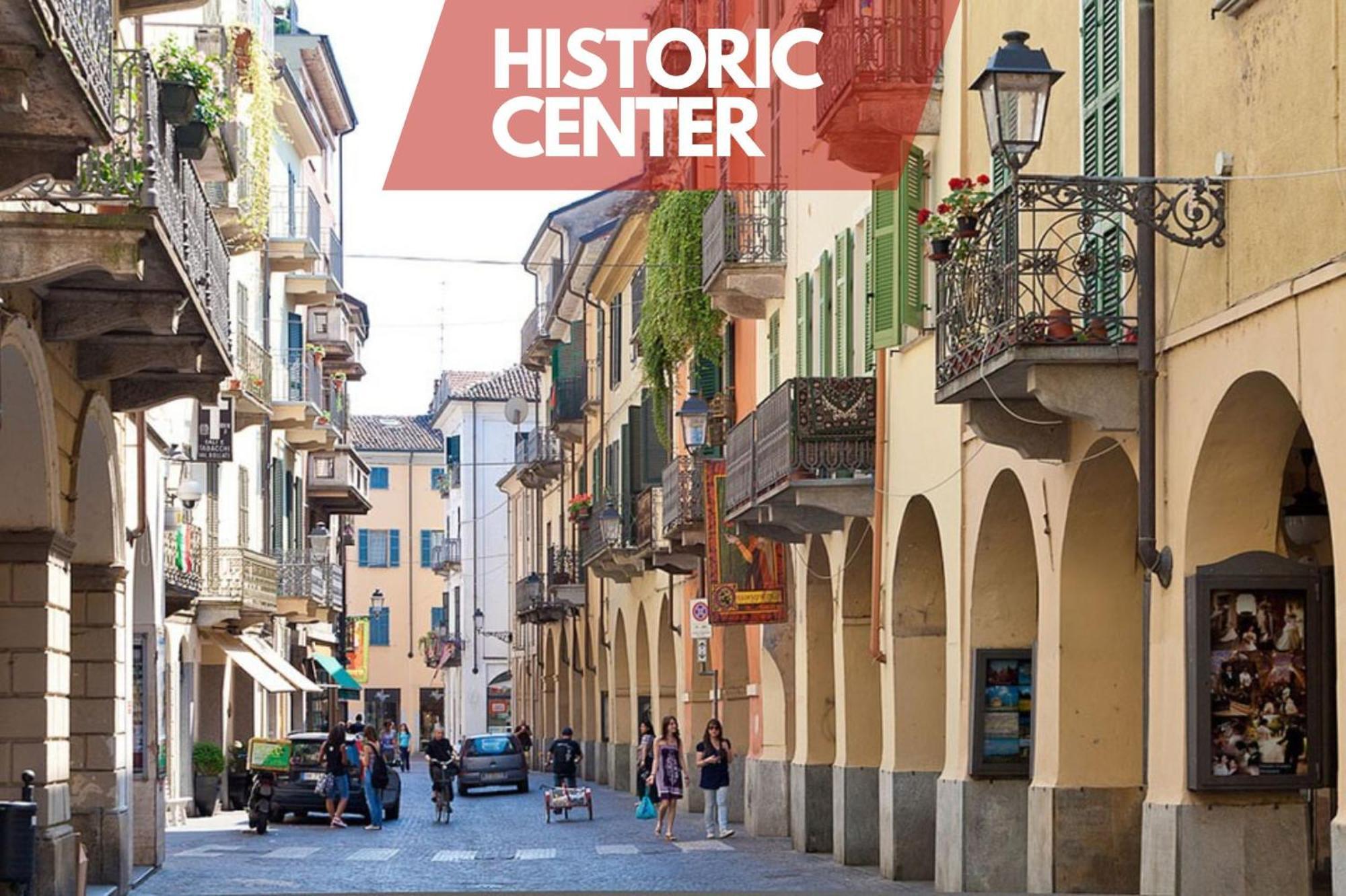 Appartamento Nel Pieno Centro Storico Tutto A Due Passi Casale Monferrato Esterno foto